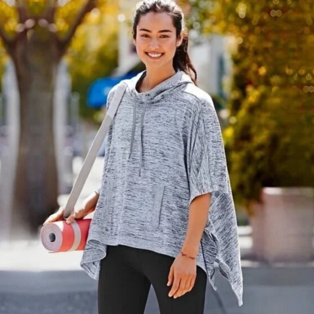 Athleta Blissful Poncho